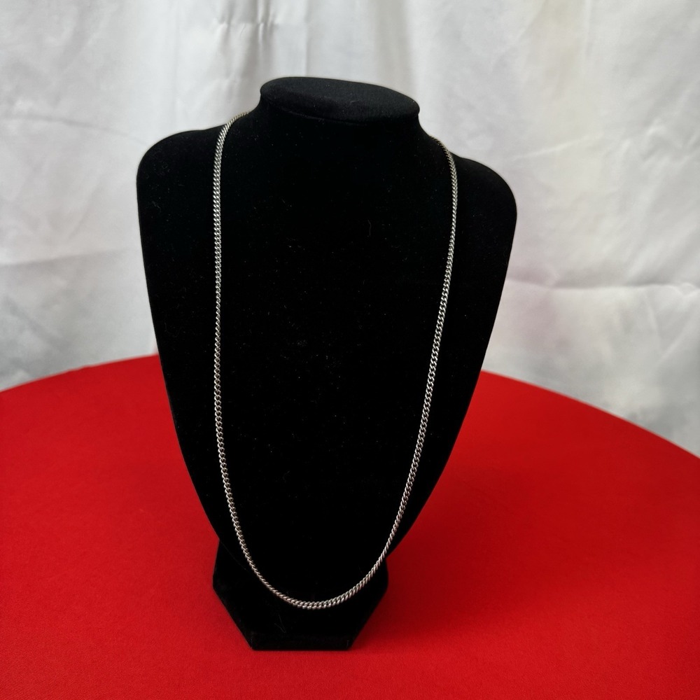 Silver Tone Chain -‎ No Clasp